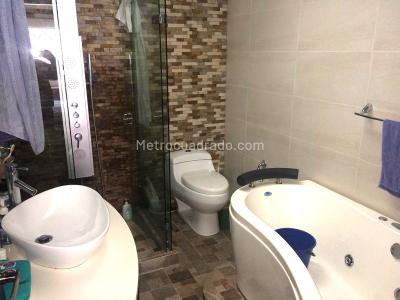Casa en venta en Pontevedra, Bogotá · foto 13 de 20