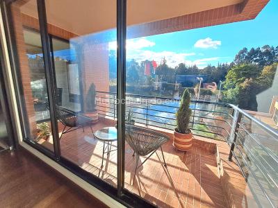 Apartamento de 3 alcobas en venta en Gratamira, Bogotá, 255 m² · foto 2 de 20