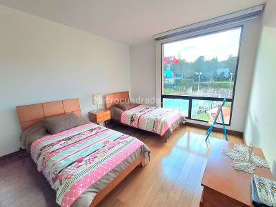 Apartamento de 3 alcobas en venta en Gratamira, Bogotá, 255 m² · foto 9 de 20
