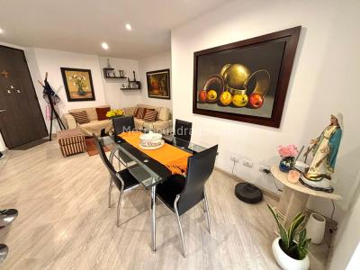 Apartamento de 3 alcobas en venta en Santa Barbara Occidental, Bogotá, 107 m² · foto 4 de 20
