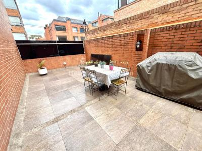 Apartamento de 3 alcobas en venta en Santa Barbara Occidental, Bogotá, 107 m² · foto 7 de 20
