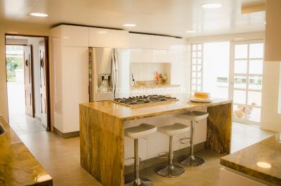 Casa de 5 alcobas en arriendo en Santa Maria, Cajicá, 865 m² · foto 10 de 20