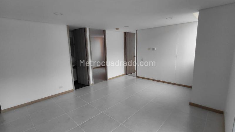 Piso – Envigado, Valle de Aburrá - Más