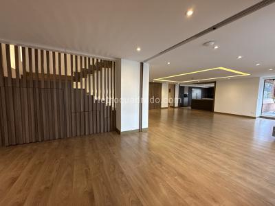 Apartamento de 4 alcobas en venta en Chico Alto, Bogotá, 450 m² · foto 5 de 20