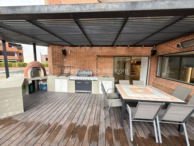 Apartamento de 4 alcobas en venta en Chico Alto, Bogotá, 450 m² · foto 14 de 20