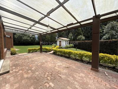 Casa de 4 alcobas en venta en Guaymaral, Bogotá, 490 m² · foto 4 de 20