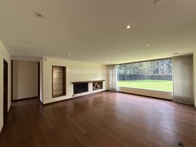 Casa de 4 alcobas en venta en Guaymaral, Bogotá, 490 m² · foto 9 de 20