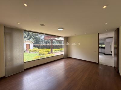 Casa de 4 alcobas en venta en Guaymaral, Bogotá, 490 m² · foto 13 de 20