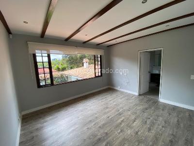 Casa de 5 alcobas en venta en Santa Ana Oriental, Bogotá, 550 m² · foto 11 de 20