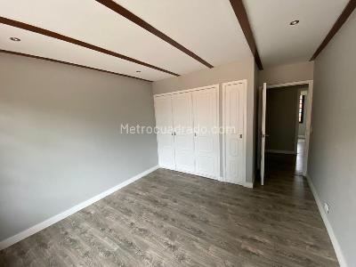 Casa de 5 alcobas en venta en Santa Ana Oriental, Bogotá, 550 m² · foto 18 de 20