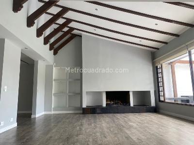 Casa de 5 alcobas en venta en Santa Ana Oriental, Bogotá, 550 m² · foto 2 de 20