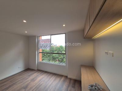 Apartamento de 3 alcobas en venta en Usaquen Santa Barbara, Bogotá, 149 m² · foto 3 de 20
