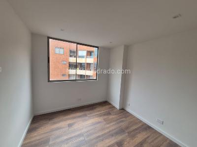 Apartamento de 3 alcobas en venta en Usaquen Santa Barbara, Bogotá, 149 m² · foto 4 de 20