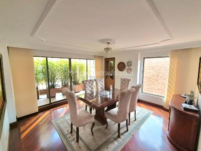 Apartamento en venta en Santa Barbara Occidental, Bogotá · foto 3 de 19