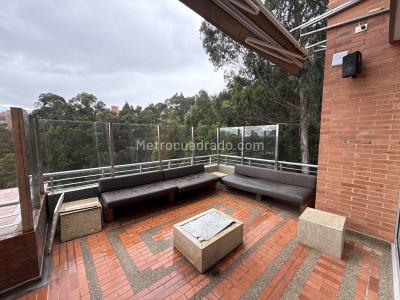 Apartamento de 4 alcobas en arriendo en Bosque De Pinos, Bogotá, 431 m² · foto 2 de 19