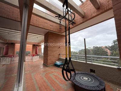 Apartamento de 4 alcobas en arriendo en Bosque De Pinos, Bogotá, 431 m² · foto 11 de 19