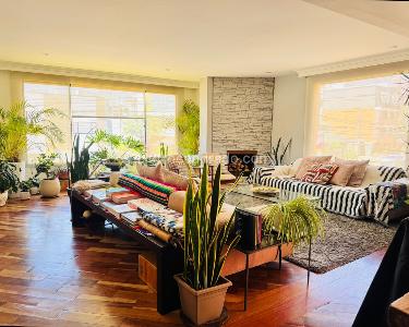 Apartamento de 3 alcobas en venta en Santa Barbara, Bogotá, 187 m² · foto 2 de 20