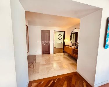 Apartamento de 3 alcobas en venta en Santa Barbara, Bogotá, 187 m² · foto 4 de 20