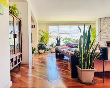 Apartamento de 3 alcobas en venta en Santa Barbara, Bogotá, 187 m² · foto 5 de 20