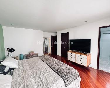 Apartamento de 3 alcobas en venta en Santa Barbara, Bogotá, 187 m² · foto 17 de 20
