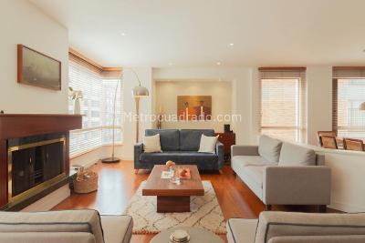 Apartamento en venta en La Carolina, Bogotá · foto 3 de 20