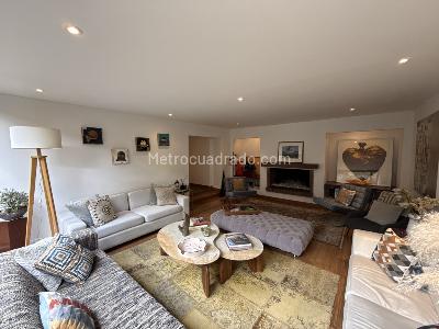 Casa de 3 alcobas en venta en Santa Barbara Oriental, Bogotá, 325 m² · foto 3 de 20