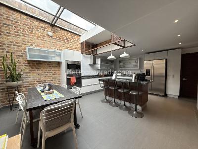 Casa de 3 alcobas en venta en Santa Barbara Oriental, Bogotá, 325 m² · foto 5 de 20