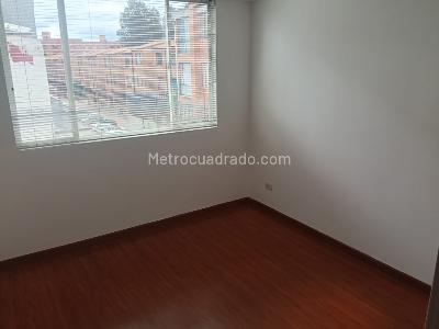 Apartamento en venta en Belmira, Bogotá · foto 3 de 13