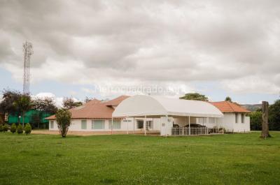 Casa de 5 alcobas en arriendo en Vereda Canelon, Cajicá, 865 m² · foto 17 de 20