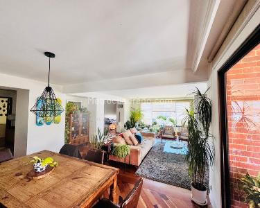 Apartamento de 3 alcobas en venta en Santa Barbara Central, Bogotá, 187 m² · foto 4 de 20