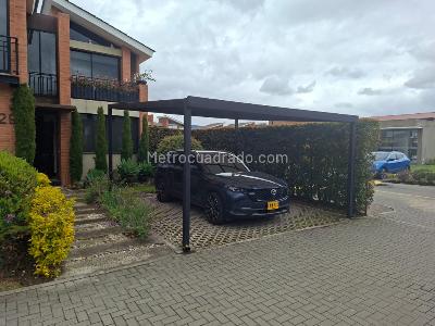 Casa de 3 alcobas en venta en Chuntame, Cajicá, 176 m² · foto 3 de 20