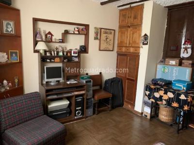 Casa de 5 alcobas en venta en Acacias, Bogotá, 190 m² · foto 8 de 20