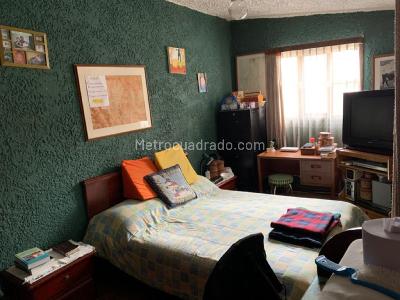 Casa de 5 alcobas en venta en Acacias, Bogotá, 190 m² · foto 15 de 20