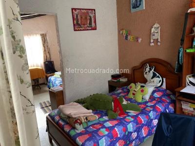 Casa de 5 alcobas en venta en Acacias, Bogotá, 190 m² · foto 17 de 20