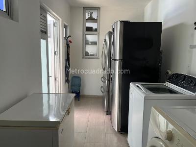Casa de 5 alcobas en venta en El Peñon, Girardot, 360 m² · foto 7 de 20