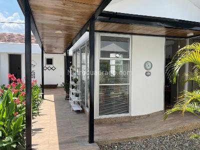 Casa de 5 alcobas en venta en El Peñon, Girardot, 360 m² · foto 9 de 20