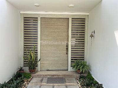 Casa de 5 alcobas en venta en El Peñon, Girardot, 360 m² · foto 20 de 20