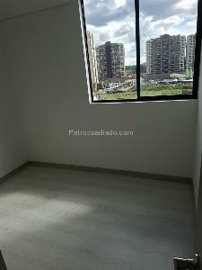 Apartamento de 3 alcobas en venta en San Antonio, Rionegro, 76 m² · foto 4 de 19
