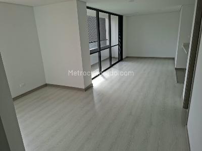 Apartamento de 3 alcobas en venta en San Antonio, Rionegro, 76 m² · foto 5 de 19