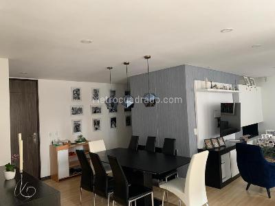 Apartamento en venta en Santa Barbara Central, Bogotá · foto 5 de 14