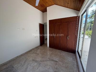 Casa de 3 alcobas en arriendo en Casaloma, Girardot, 110 m² · foto 10 de 20