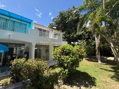 Casa de 3 alcobas en venta en Casaloma, Girardot, 110 m² · foto 2 de 20