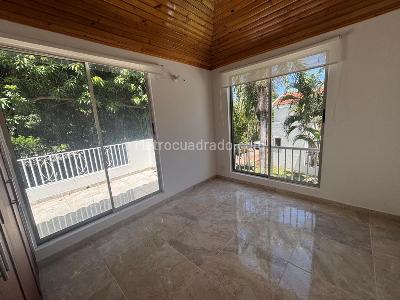 Casa de 3 alcobas en venta en Casaloma, Girardot, 110 m² · foto 9 de 20