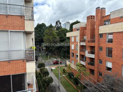Apartamento de 4 alcobas en venta en Chico Navarra, Bogotá, 325 m² · foto 19 de 20