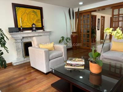 Apartamento de 4 alcobas en venta en Chico Navarra, Bogotá, 325 m² · foto 4 de 20