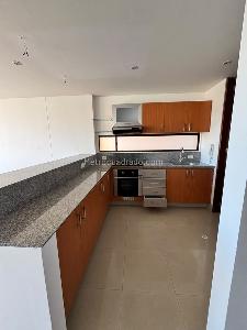 Apartamento de 2 alcobas en arriendo en Plazuelas Del Virrey, Bogotá, 78 m² · foto 3 de 12
