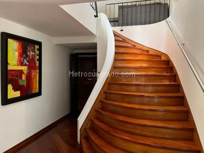 Apartamento de 5 alcobas en arriendo en La Carolina, Bogotá, 370 m² · foto 5 de 20