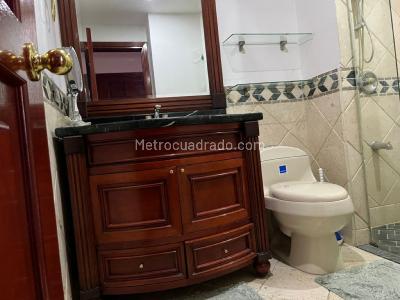 Apartamento de 5 alcobas en arriendo en La Carolina, Bogotá, 370 m² · foto 7 de 20