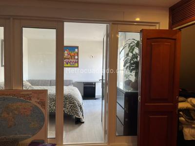 Apartamento de 5 alcobas en arriendo en La Carolina, Bogotá, 370 m² · foto 14 de 20