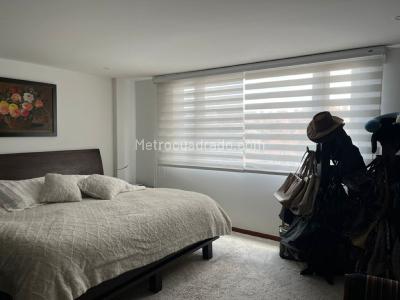 Apartamento de 5 alcobas en arriendo en La Carolina, Bogotá, 370 m² · foto 15 de 20